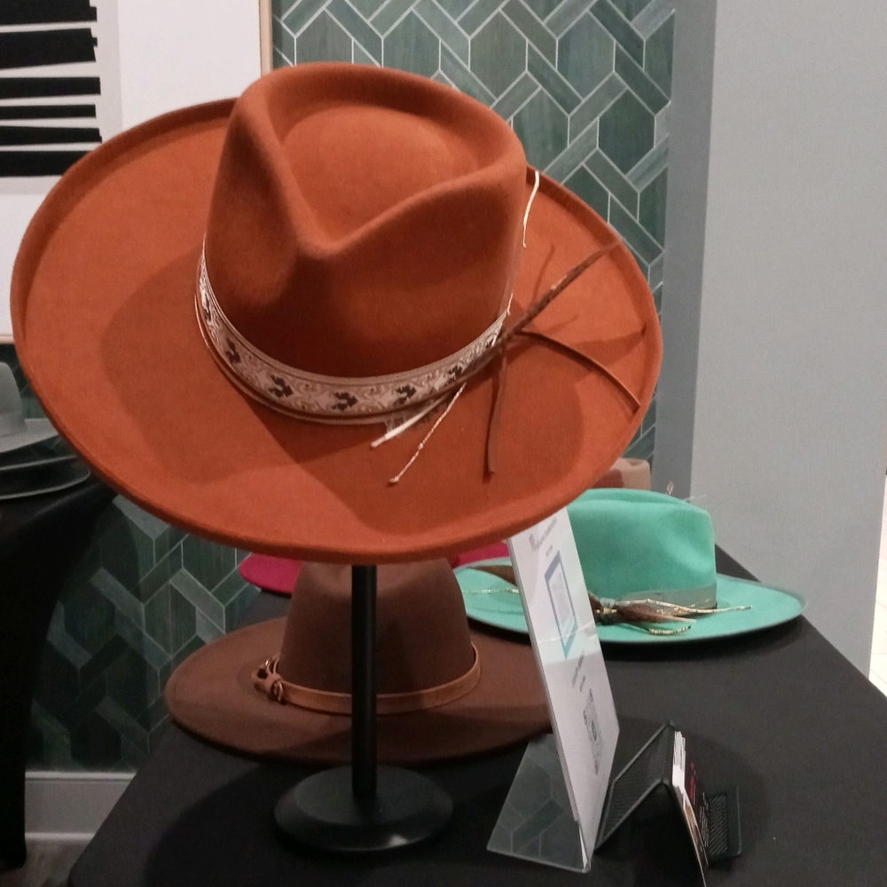 Fedora hat - Picture 2 of 3
